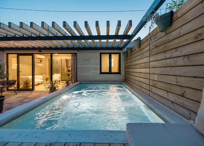 Beautiful In Holiday home *
