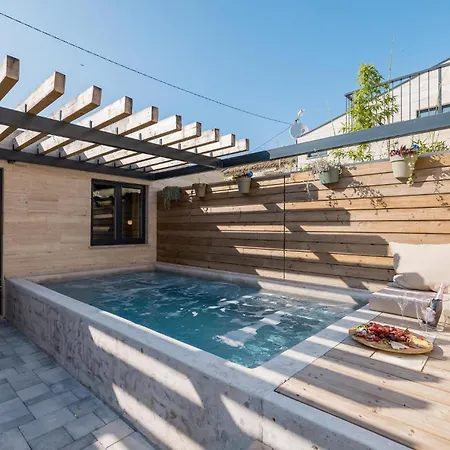 1 Bedroom Cozy In Privlaka * Privlaka (Zadar)